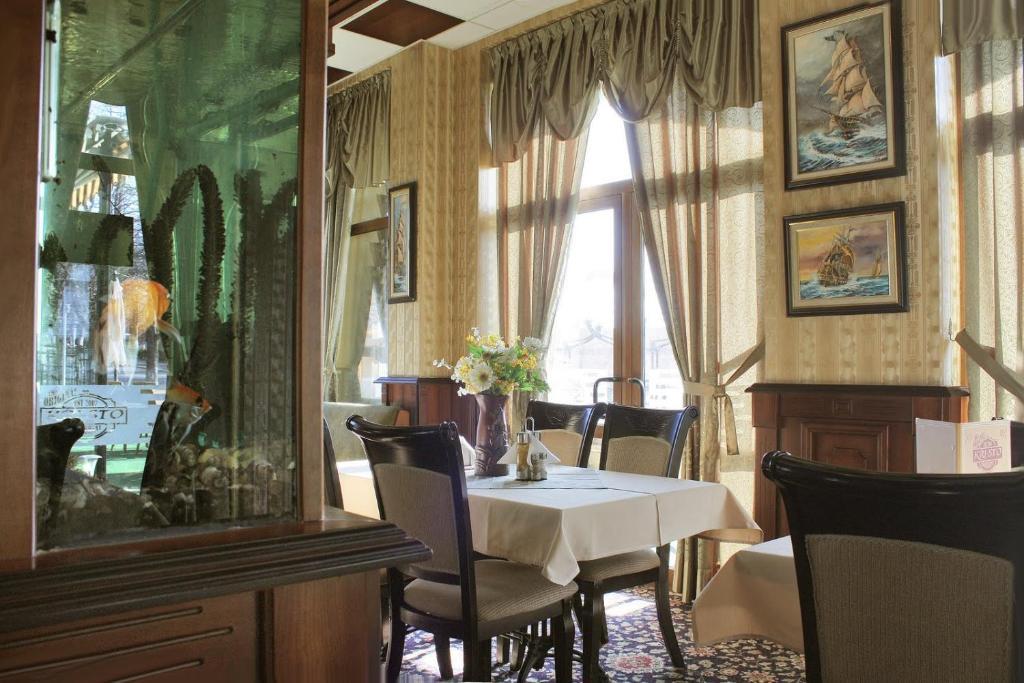Hotel Dukov Obzor Bagian luar foto